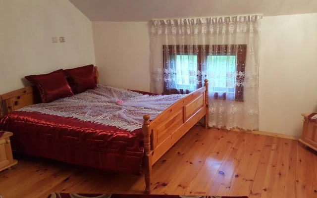 Guest House Ati