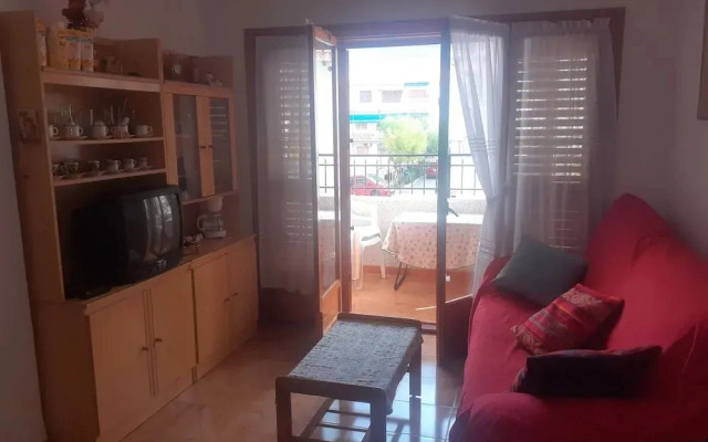 Apartment in Playa del Tamarit With Pool