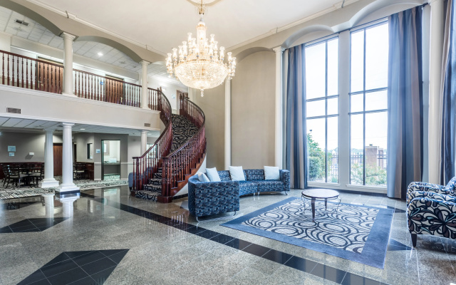 Holiday Inn Express Hotel & Suites Lake Charles by IHG