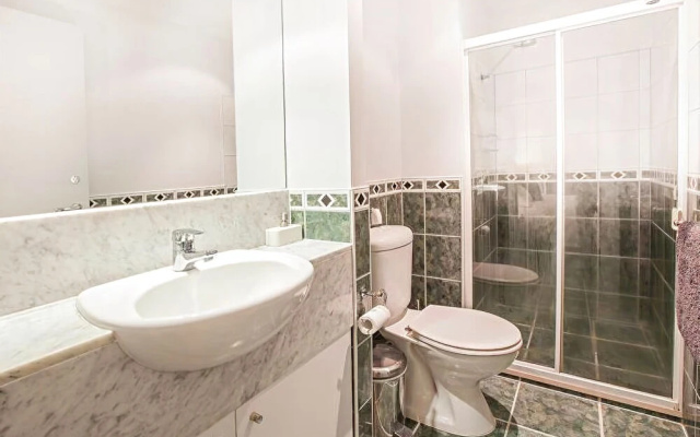 BHB Luxurious