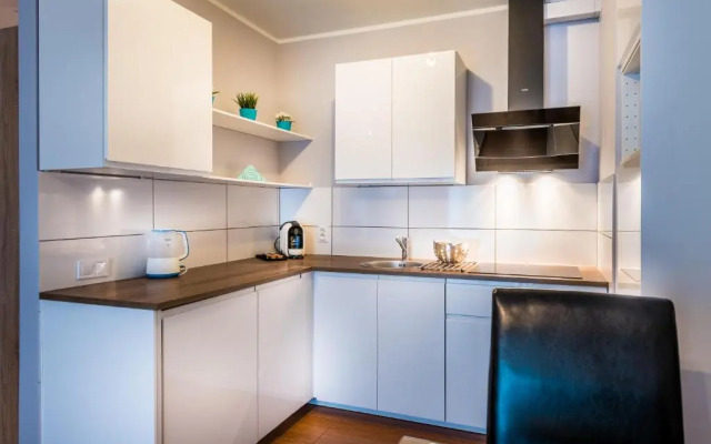 Apartament B&F Garbary Poznań Business & Family - Parking