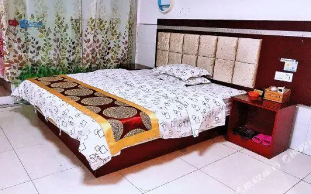 Dongying Hotel