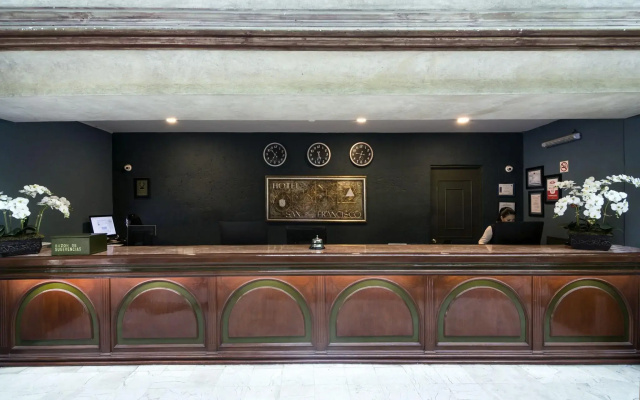 Hotel San Francisco Leon