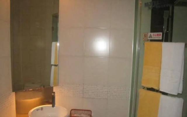 Motel168 Suzhou Sanxiang Road Inn
