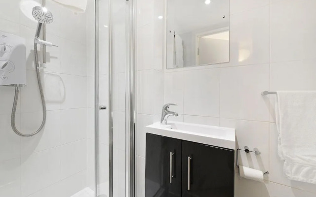 Bond Street Apartments