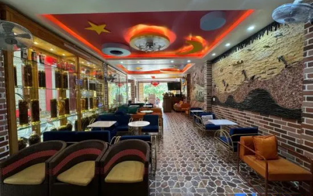 Van Tan Hotel
