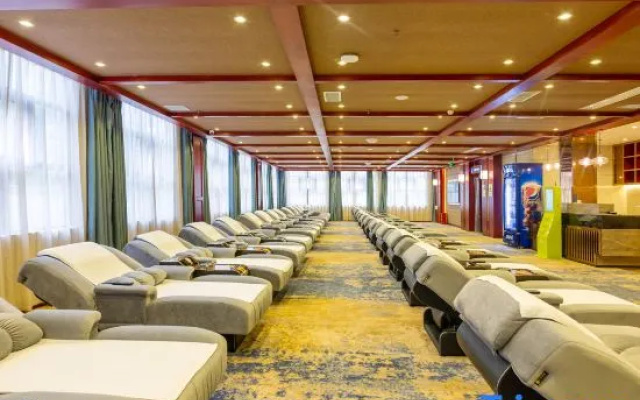 Yumawan Hot Spring Hotel (Anshunxi High-Speed Railway Station Olympic Sports Center)