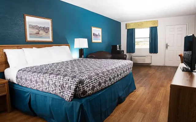 Riata Inn
