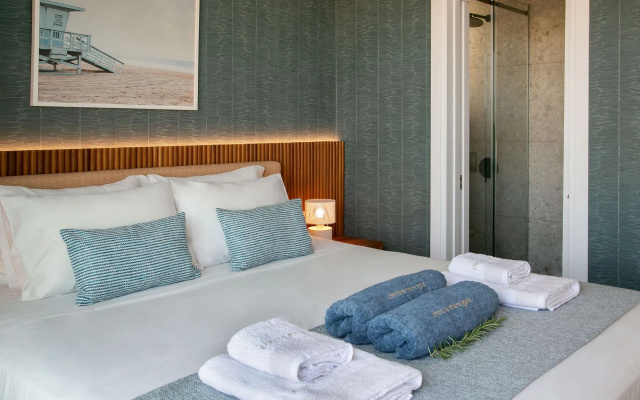Chris Le Mare Gold Luxury Villa By Louis Hotels