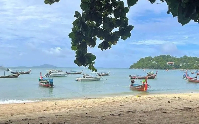 Breakers Hotel Rawai