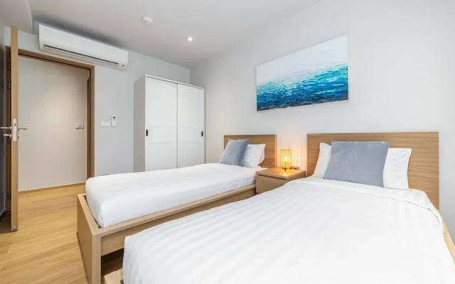 Seaside 2BR 200 m to BangTao beach