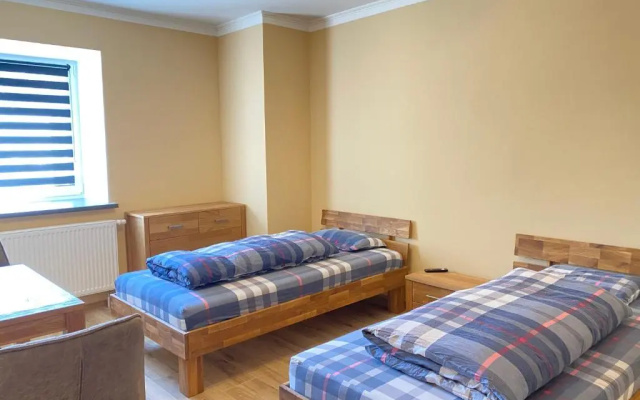 La- Apartment