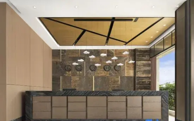 Jingdu Exquisite Hotel ( Xiangyang Xingfu Road Railway Station)
