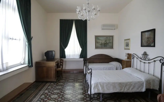 Villa Santa Maria