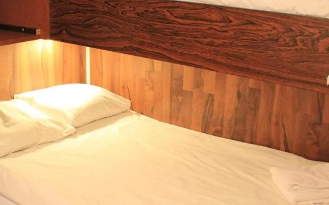 Loginn Hotel