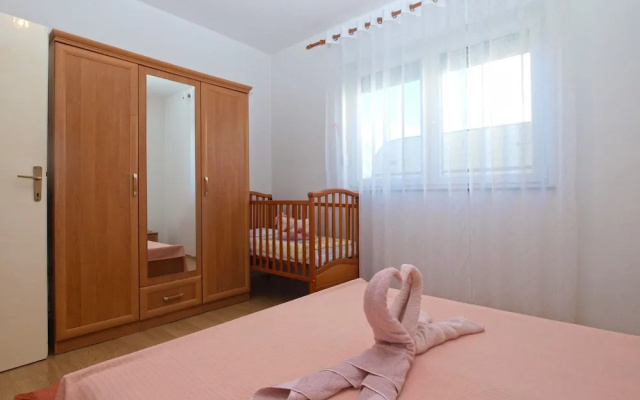 Apartment 1789