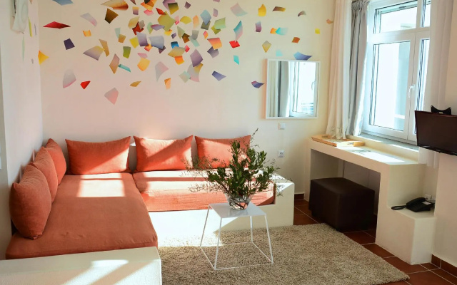 Filion Eco Hotel & Suites