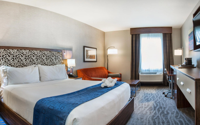 Holiday Inn Express Redwood City-Central by IHG