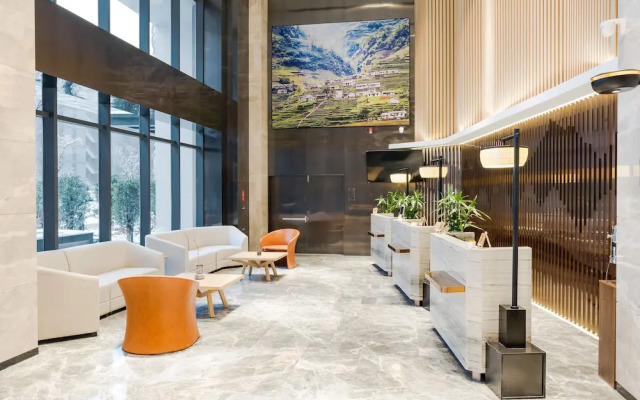 Atour Hotel (Nanjing Xingang Development Area)