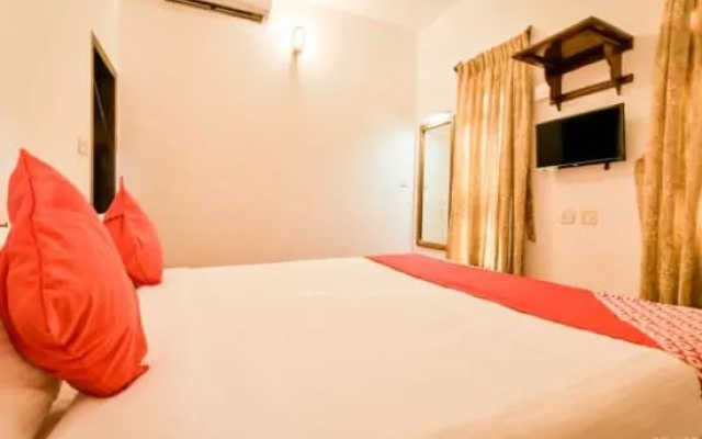 OYO 17328 New Friends Hotel