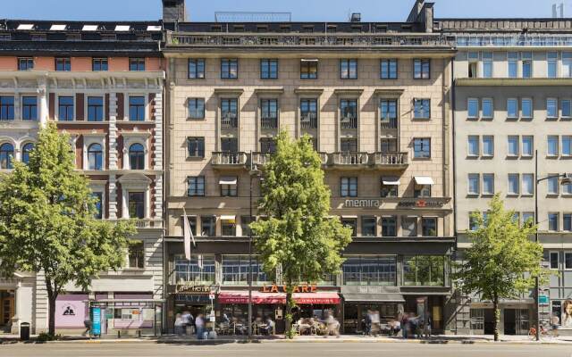 Central Hotel вид на фасад