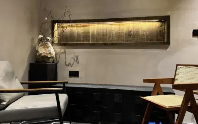 Guli · Private Courtyard Homestay (Dali Ancient City Erhai Store)