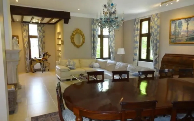 Le chateau des eglantines