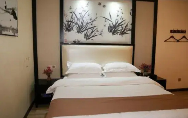 Cengong Haina Hotel
