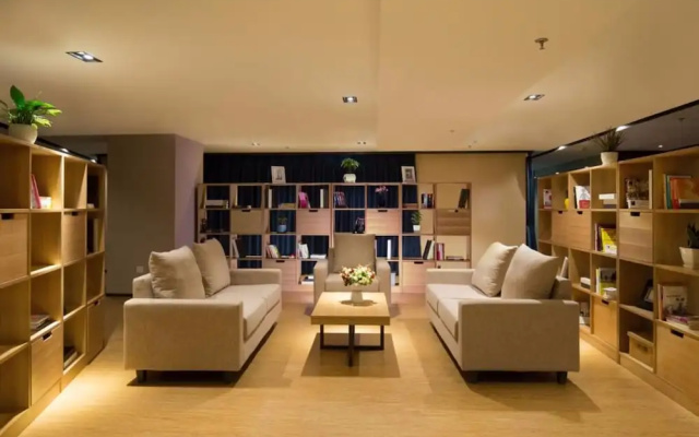 Herton Hotel Dalian