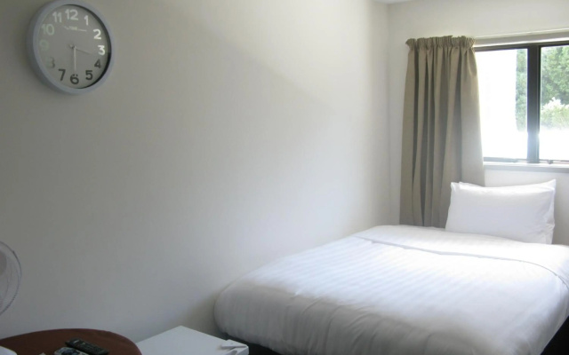 Greenlane Motel