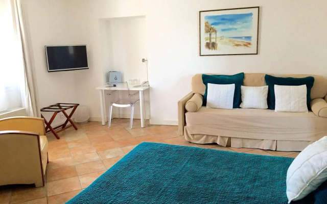 Hotel Genovese