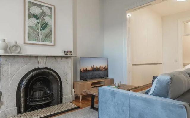 Modern 1-bed Studio Near Tramsheds