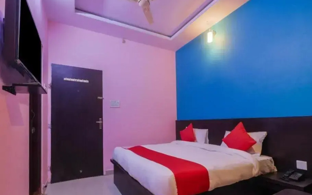 OYO Flagship 80515 Hotel Shivam Palace