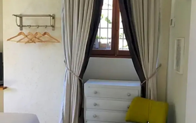 Room with a vue