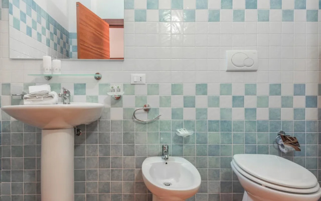 Relaxing Cristal Blu Studio Sleeps 3 Persons Num1484