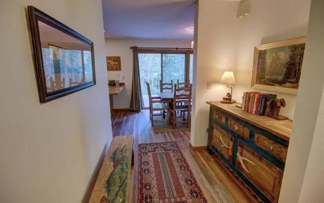 Keystone Gulch Cabin 1668 by Summitcove Vacation Lodging