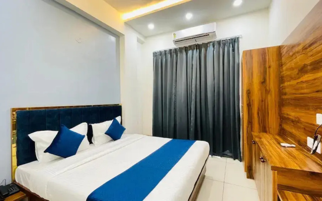 Hotel Rajgharana