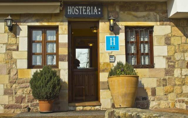 Отель Hostería Miguel Ángel вид на фасад
