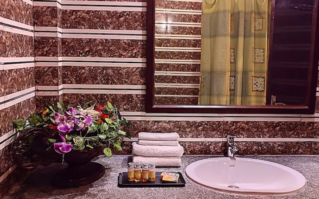 Park Square by ShriGo Hotels