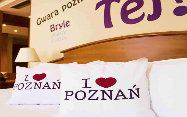 Отель Mercure Poznań Centrum Польша, Познань - 2 отзыва об отеле, цены и фото номеров - забронировать отель Mercure Poznań Centrum онлайн вид на фасад