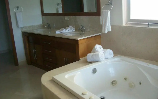 Rocky Point at Luna Blanca Resorts