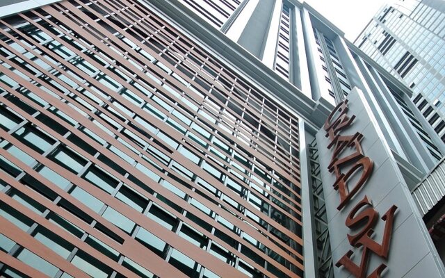Отель Grand Swiss Sukhumvit 11 Бангкок вид на фасад
