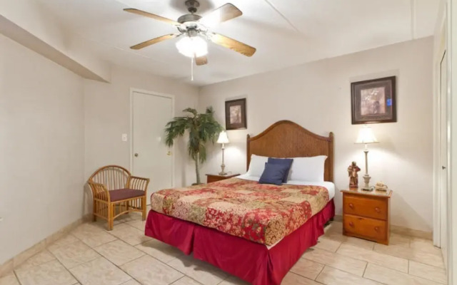 Saida IV Condominium 702