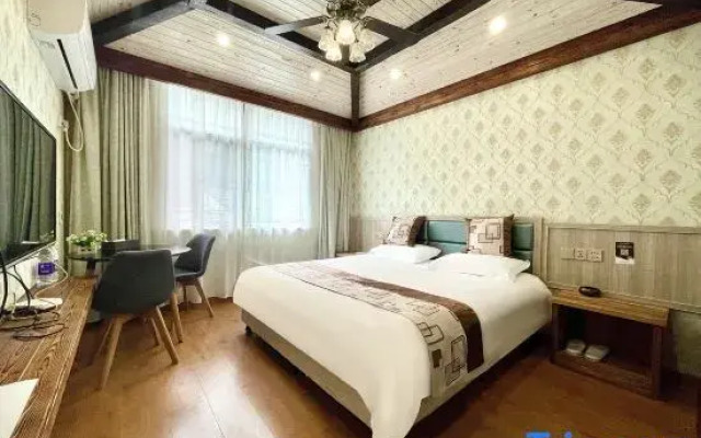 Hangzhou Lin'an Daming Spring Inn (Daming Mountain)
