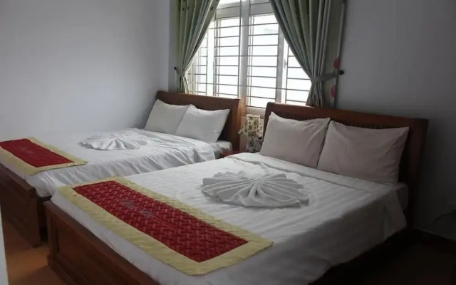 Phan Van Hotel
