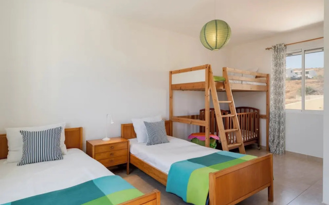 Beach House for Vacation - H2ome