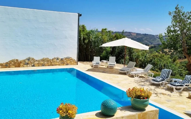 1-bed Apartment Abruzzo, Italy 15 Minutes to sea