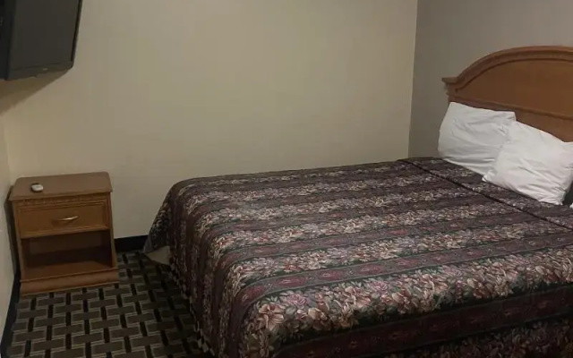 Inn At Mexia