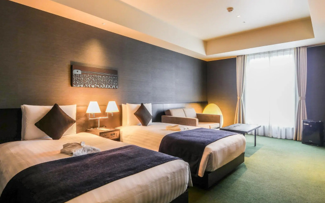 The Gate Hotel Kaminarimon by Hulic