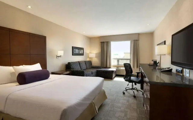 Days Inn - Regina Airport West